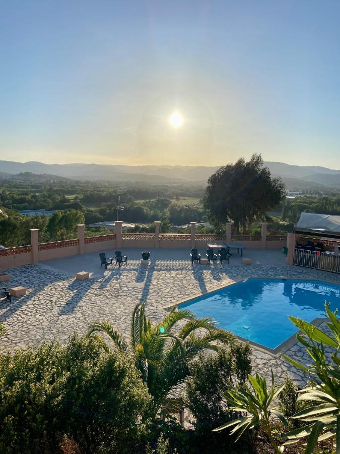 Jolie Maison Golfe De Saint-Tropez Cogolin Kültér fotó